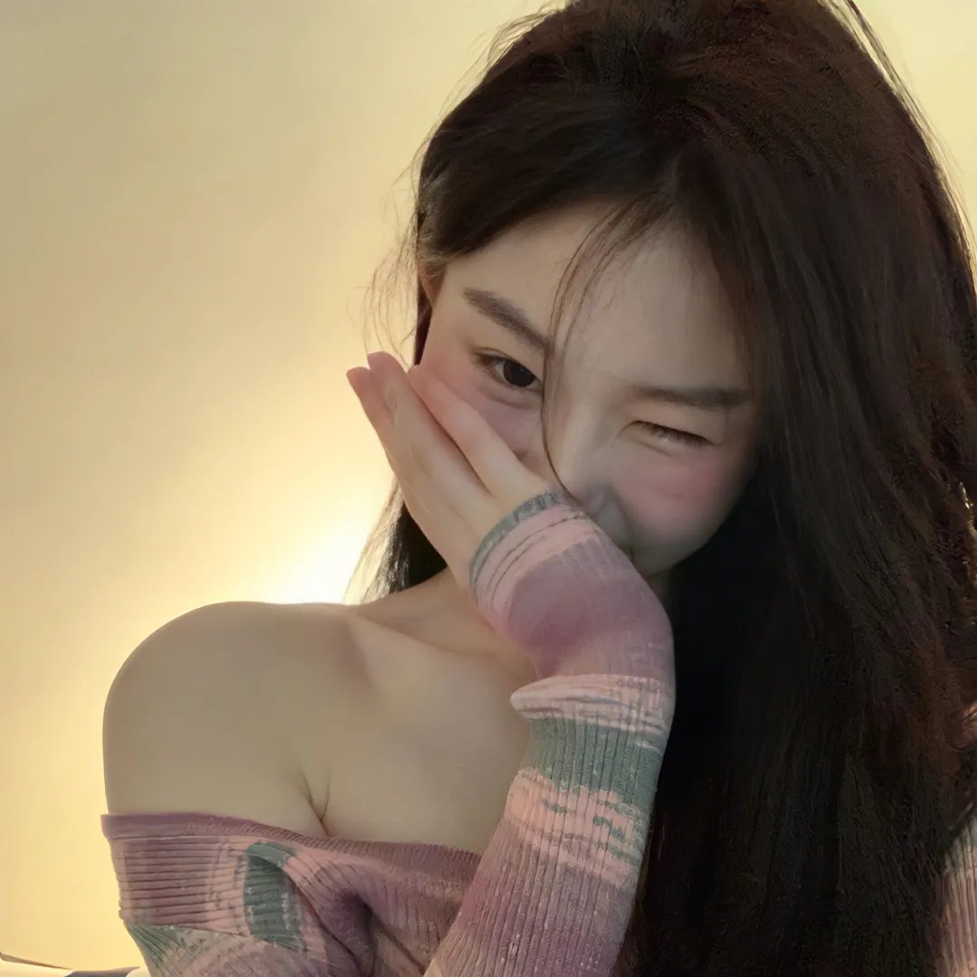 出山便是食神,她却做了端菜小妹